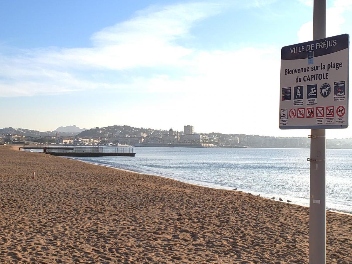 Frejus Plage Le Capitole T2 35M2 Climatise Balcon エクステリア 写真